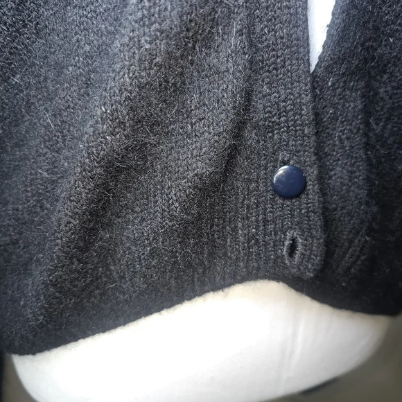 Vintage 1980s Cezanne Black Silk Angora Quiet Luxury Beaded Old Money Cardigan - Picture 9 of 16